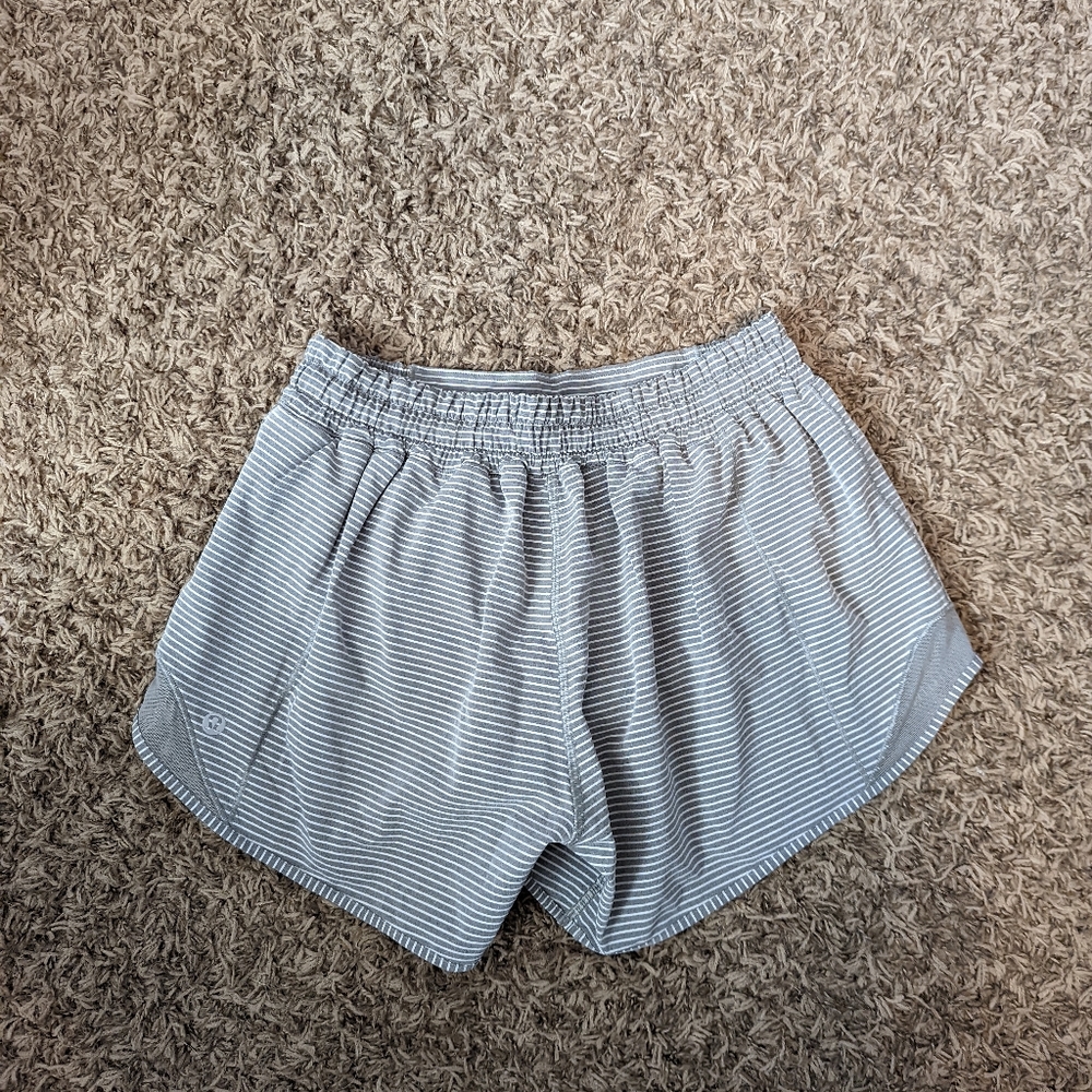 RARE Hotty Hot Hype Stripe Raceway Gray White/Raceway Gray Shorts 4" - Picture 2 of 4
